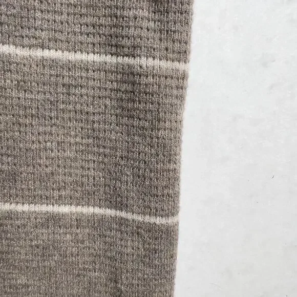 Eddie Bauer Crew Neck Sweater Men's 3XL Waffle Knit Pullover Brown Small Hole - Picture 5 of 15